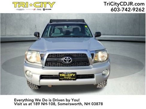 Used 2011 Toyota Tacoma 4x4 Double Cab image 6