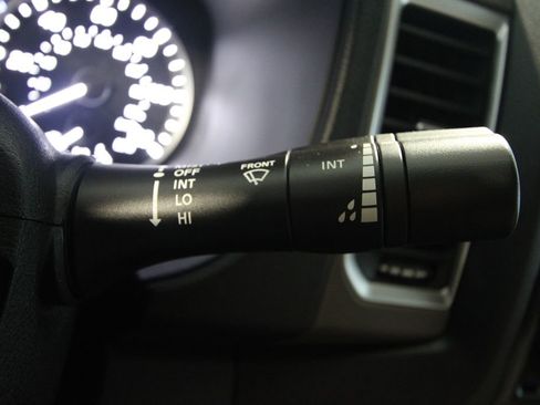 Used 2023 Nissan Frontier SV w/ SV Convenience Package image 13