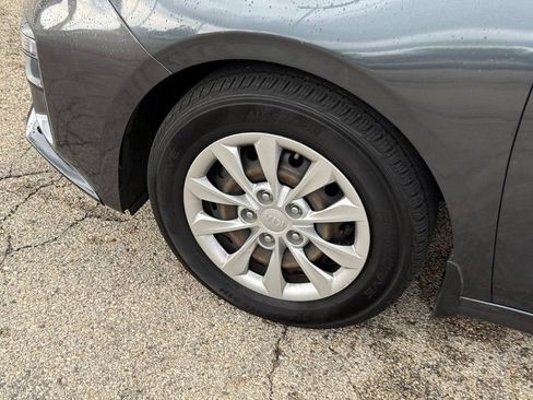 Used 2020 Kia Forte Sedan FWD image 10