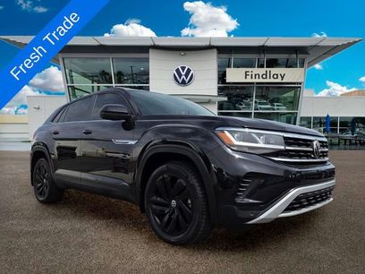 Certified 2022 Volkswagen Atlas Cross Sport SE w/ Panoramic Sunroof Package