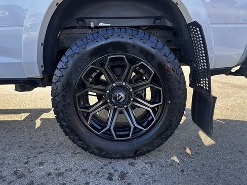 Used 2021 RAM 2500 Laramie w/ Night Edition image 20