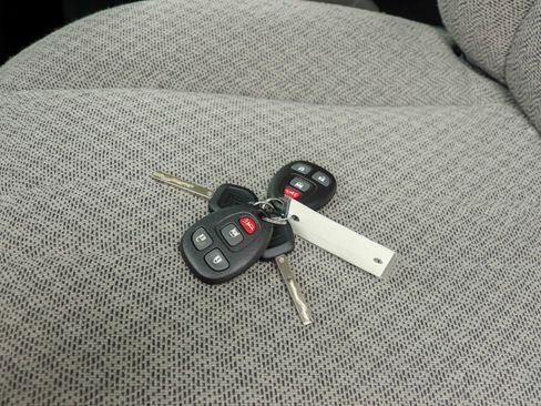 Used 2025 Chevrolet Express 3500 LT w/ LT Preferred Equipment Group image 24