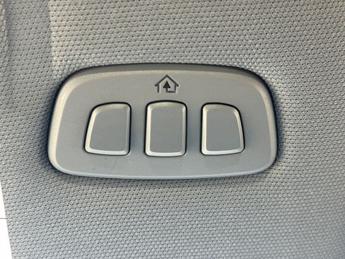 Certified 2023 Ford Explorer Limited w/ Hybrid Equipment Group 310A image 23