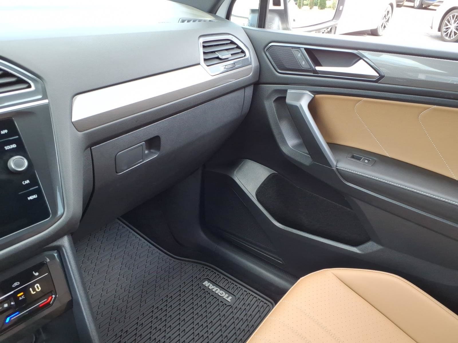Used 2023 Volkswagen Tiguan SE FWD image 26
