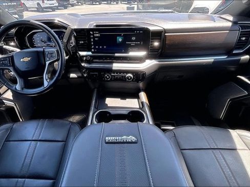 Used 2024 Chevrolet Silverado 3500 High Country w/ High Country Premium Package AWD/4WD image 15