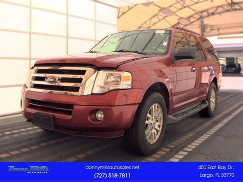 Used 2013 Ford Expedition XLT AWD/4WD image 1