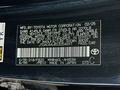 Used 2025 Toyota Prius LE image 12
