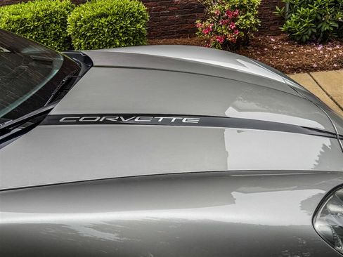 Used 2006 Chevrolet Corvette Convertible w/ Preferred Equipment Group RWD image 35