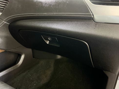 Used 2017 Chevrolet Suburban LT image 34