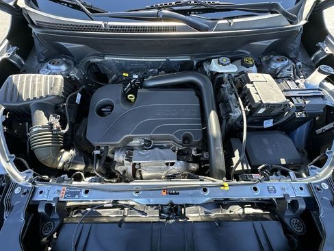 Used 2023 GMC Terrain SLE w/ Driver Convenience Package image 24