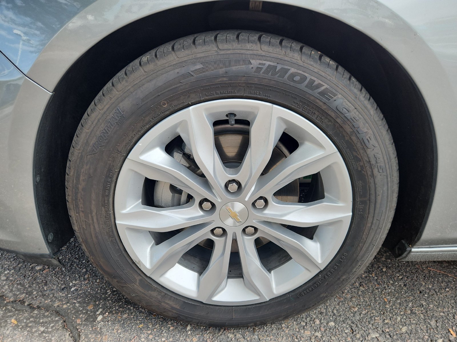 Used 2025 Chevrolet Malibu LT FWD image 17