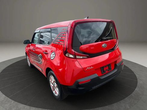 Used 2020 Kia Soul S FWD image 7