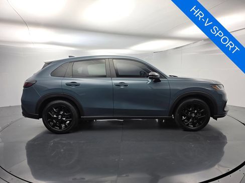 Used 2024 Honda HR-V Sport image 3
