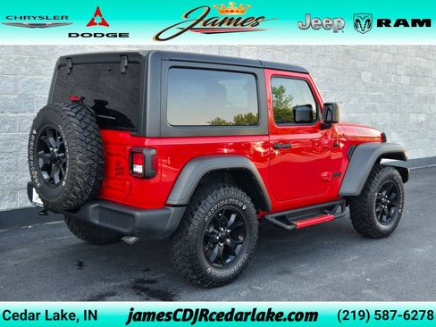 Used 2022 Jeep Wrangler Sport AWD/4WD image 5