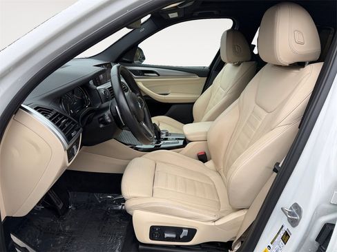 Used 2019 BMW X3 M40i w/ Premium Package image 9