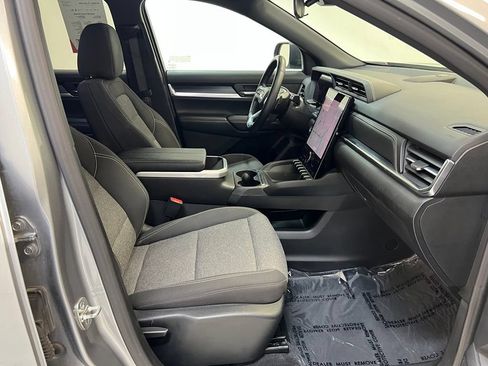 Used 2025 GMC Terrain Elevation FWD image 34