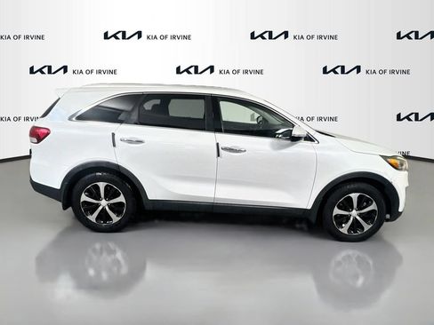 Used 2016 Kia Sorento EX FWD image 9