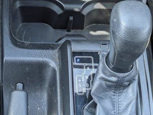 Used 2023 Toyota Tacoma SR AWD/4WD image 13