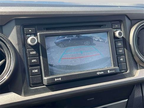 Used 2018 Toyota Tacoma SR5 image 34