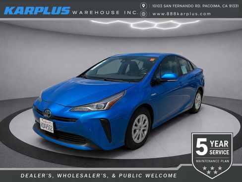 Used 2019 Toyota Prius LE w/ Carpet Mat Package FWD image 1