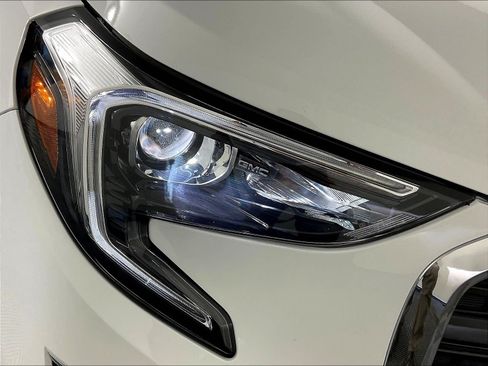 Used 2020 GMC Terrain SLE w/ Driver Convenience Package AWD/4WD image 30