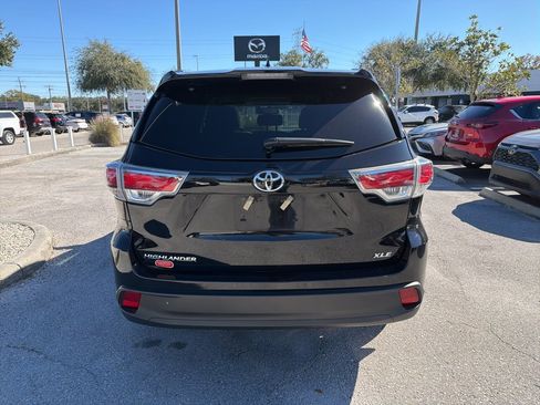 Used 2016 Toyota Highlander XLE image 6
