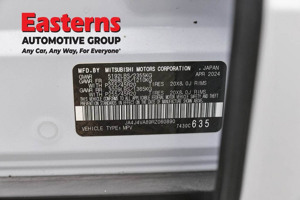 Used 2024 Mitsubishi Outlander SE AWD/4WD image 37