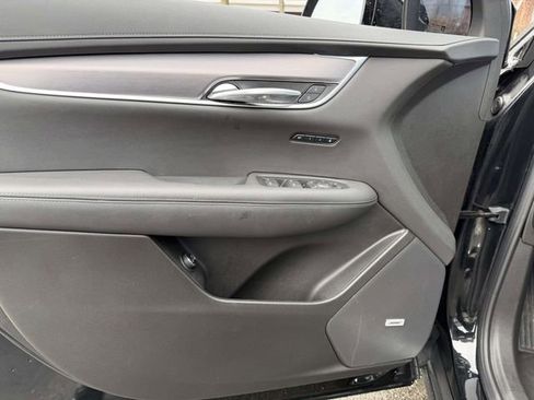 Certified 2024 Cadillac XT6 Luxury image 25