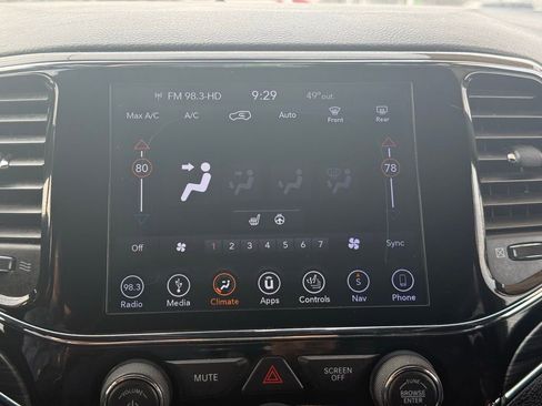 Used 2019 Jeep Grand Cherokee Limited image 21