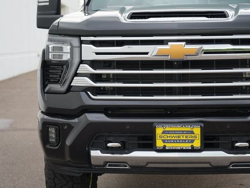 Certified 2024 Chevrolet Silverado 3500 High Country w/ High Country Premium Package AWD/4WD image 9