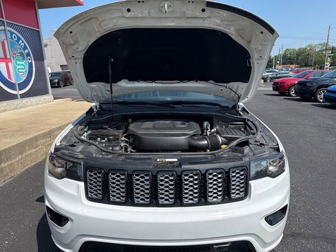 Used 2020 Jeep Grand Cherokee Altitude image 69