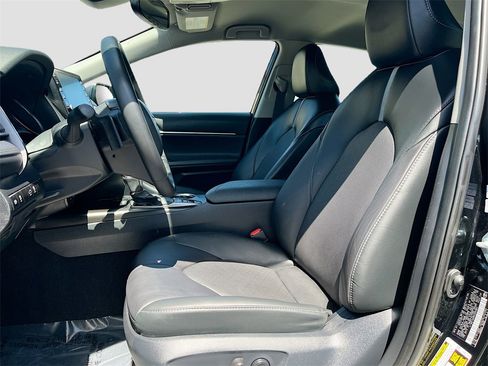 Used 2024 Toyota Camry XSE image 20