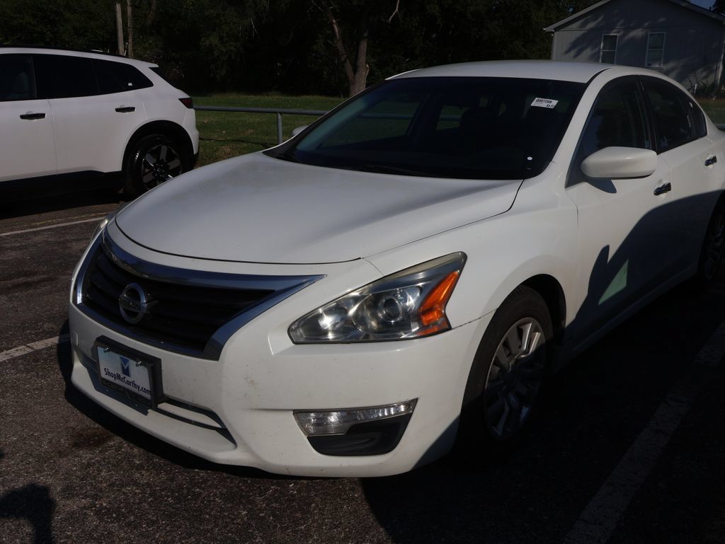 Used 2015 Nissan Altima 2.5 S w/ Power Driver Seat Package FWD image 11