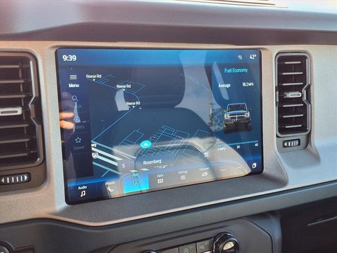 Used 2024 Ford Bronco Outer Banks image 11