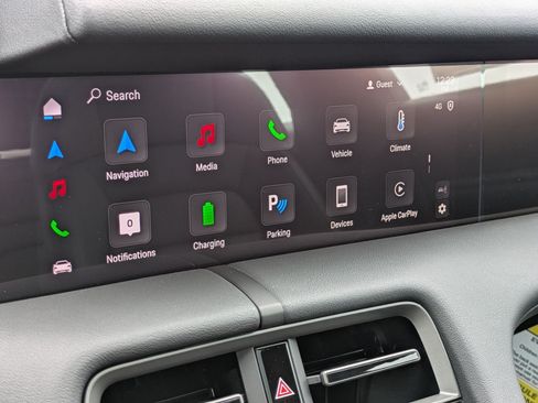 Certified 2025 Porsche Taycan AWD/4WD image 17