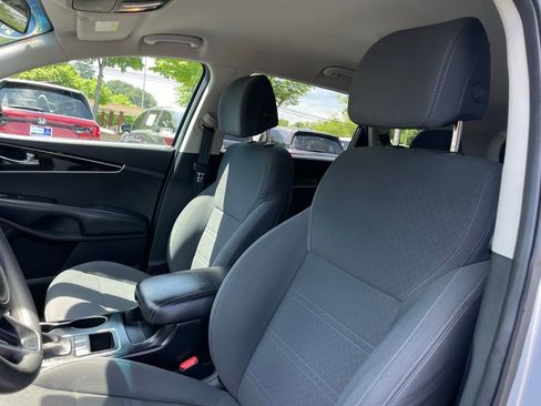 Used 2017 Kia Sorento L FWD image 24