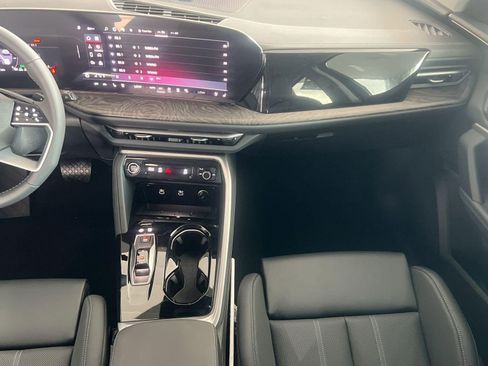 New 2025 Audi Q5 Premium Plus image 27