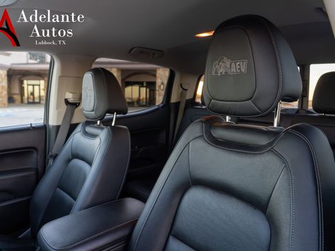 Used 2020 Chevrolet Colorado ZR2 w/ Colorado ZR2 Bison Edition image 5