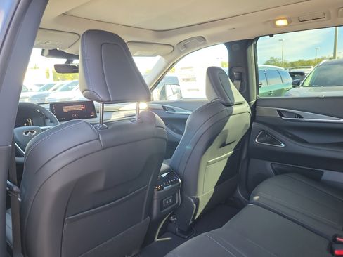 Used 2026 INFINITI QX60 Luxe w/ Cargo Package AWD/4WD image 10
