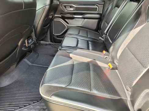 Used 2023 RAM 1500 Laramie AWD/4WD image 15