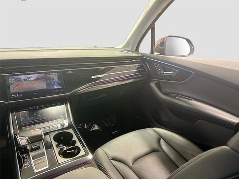 Certified 2023 Audi Q7 3.0T Premium Plus w/ Premium Plus Package AWD/4WD image 24