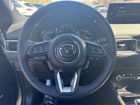 New 2025 MAZDA CX-5 Signature image 15