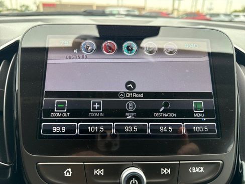 Used 2017 Chevrolet Volt Premier FWD image 22
