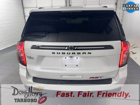 Used 2023 Chevrolet Suburban RST w/ Luxury Package image 9