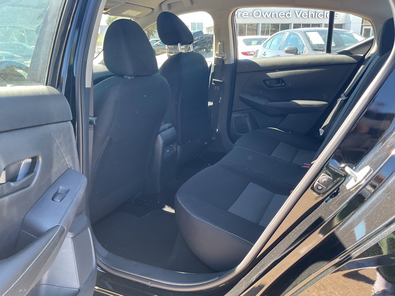 Used 2025 Nissan Sentra SV w/ Trunk Package FWD image 9