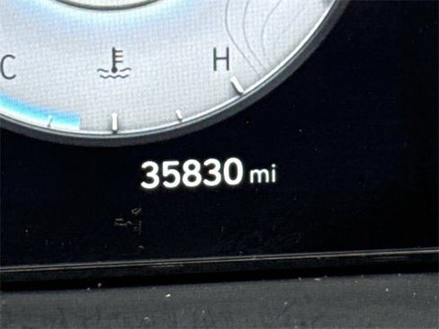 Used 2022 Hyundai Tucson Limited image 29