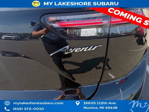 Used 2021 Buick Envision Avenir w/ Technology Package II AWD/4WD image 10