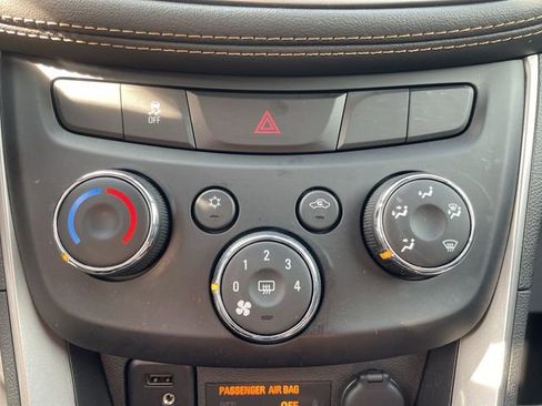 Used 2020 Chevrolet Trax LS w/ Tint and Cruise Package FWD image 19