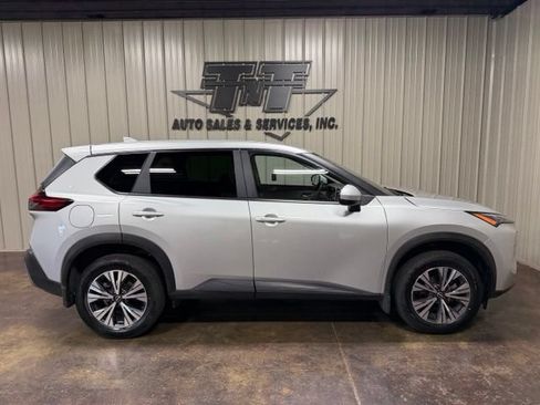 Used 2023 Nissan Rogue SV AWD/4WD image 7