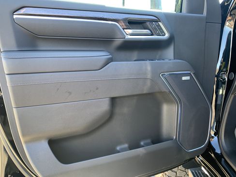 New 2025 Chevrolet Silverado 2500 LTZ w/ LTZ Premium Package AWD/4WD image 10